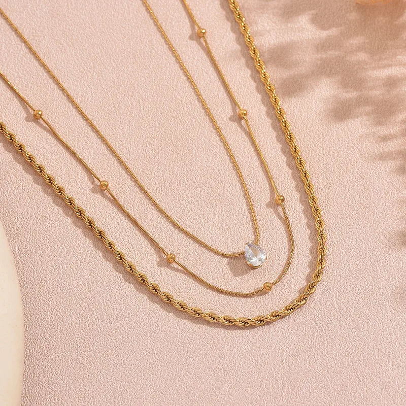 Waterdrop Shaped Necklace  Suitable For Daily wear