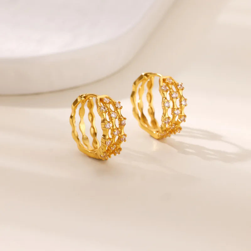 Zircon Embedded Earring - Luxury piece