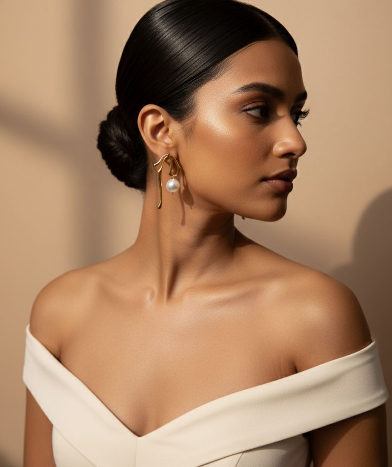 The Golden Bow Pearl Earrings